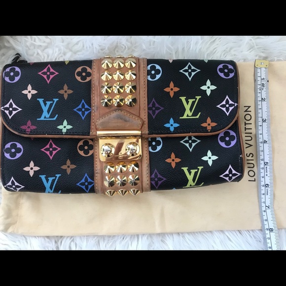 SOLD!!!! Louis Vuitton *LV* Monogram Clutch - Picture 10 of 10